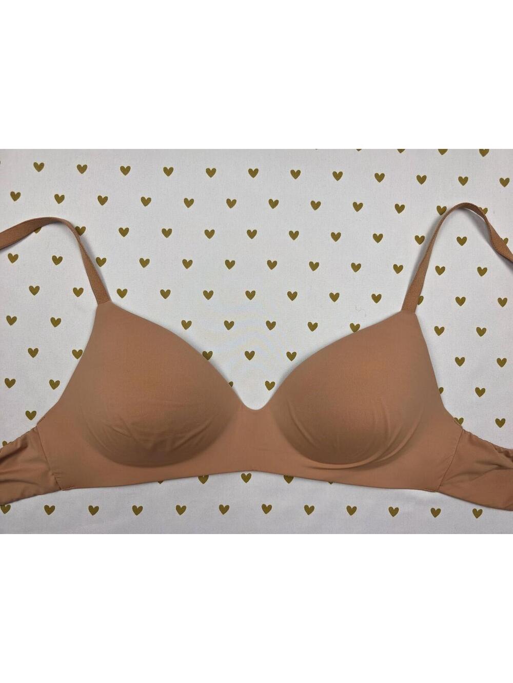 Victorias Secret Beige WIRELESS NO wire T shirt Lightly Lined Bra 32DD